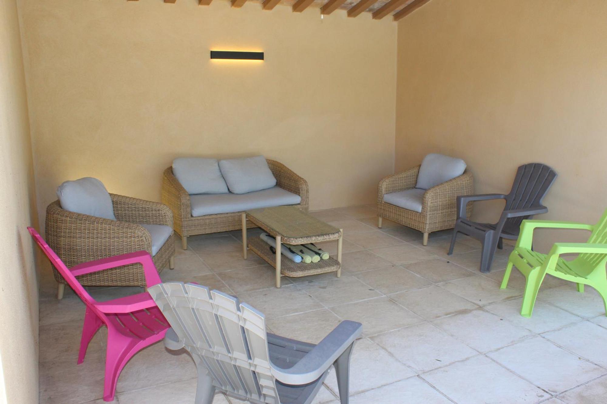 Mas La Gentille: Countryside Retreat with Pool and Private Garden Pernes-les-Fontaines Exterior photo
